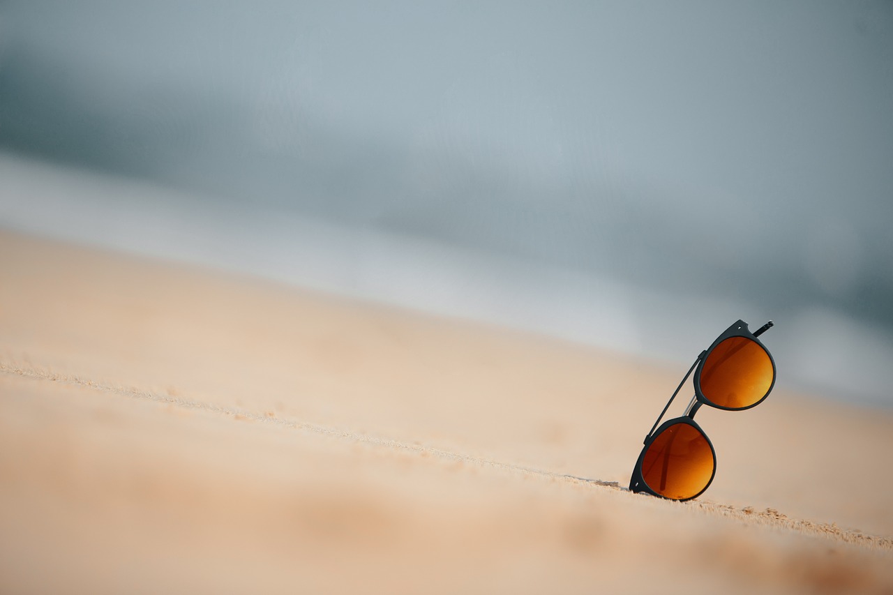 Image - glasses beach goa