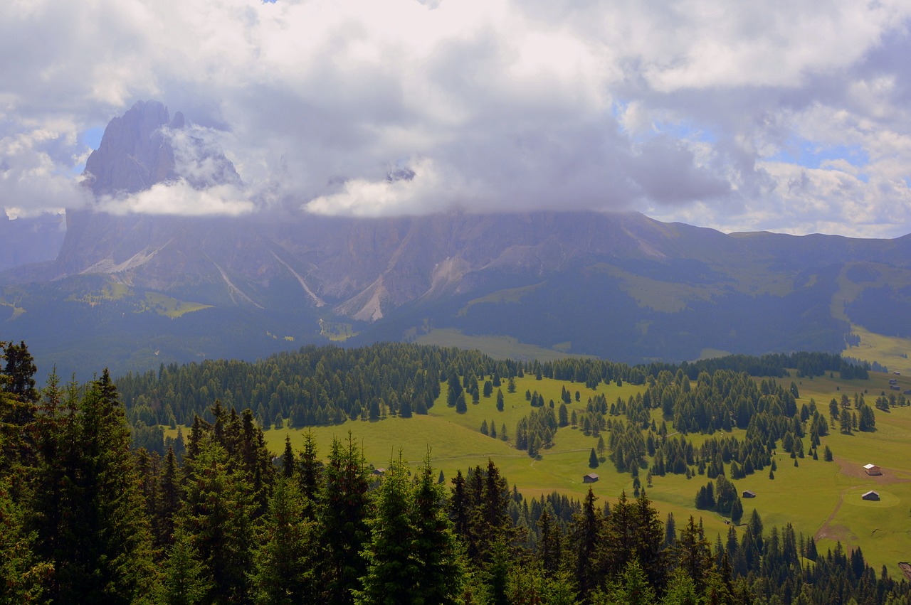 Image - mountains prato valle green trees