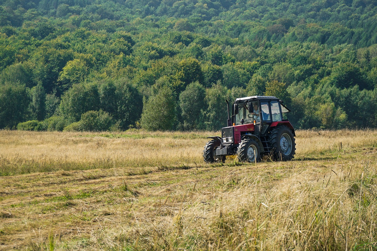Image - tractor field meadow grass