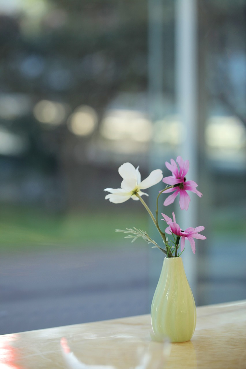 Image - wild flowers vase still life