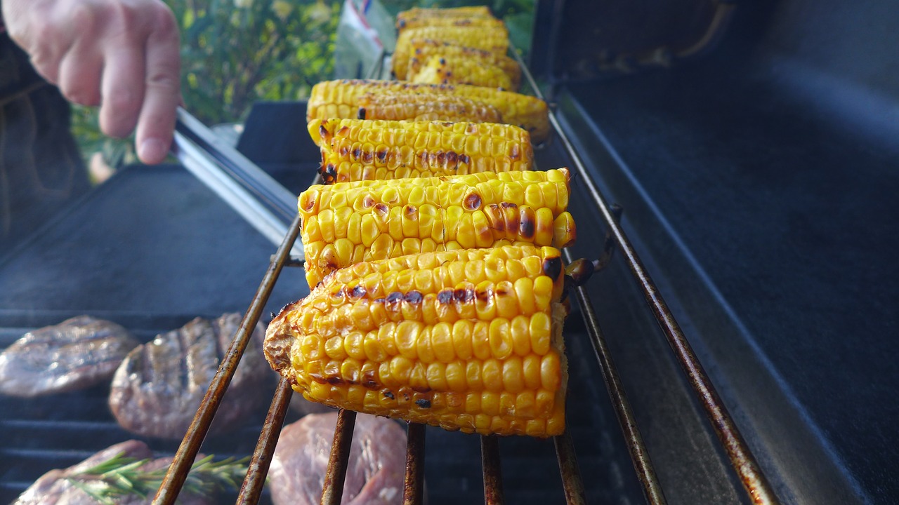 Image - corn on the cob barbecue eat grill