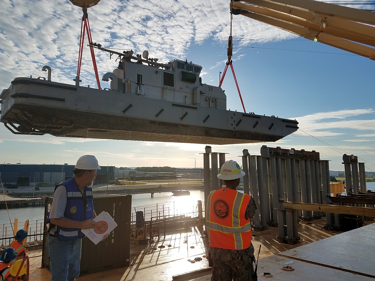 Image - loading operation boat usn