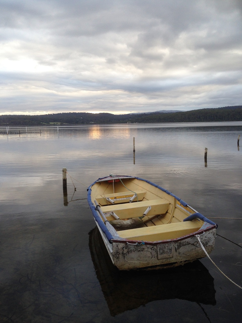 Image - boat lake water tranquil sunset