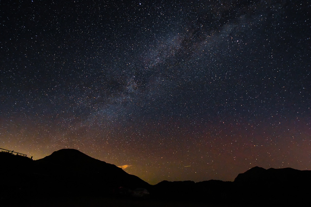 Image - taiwan hehuan mountain galaxy