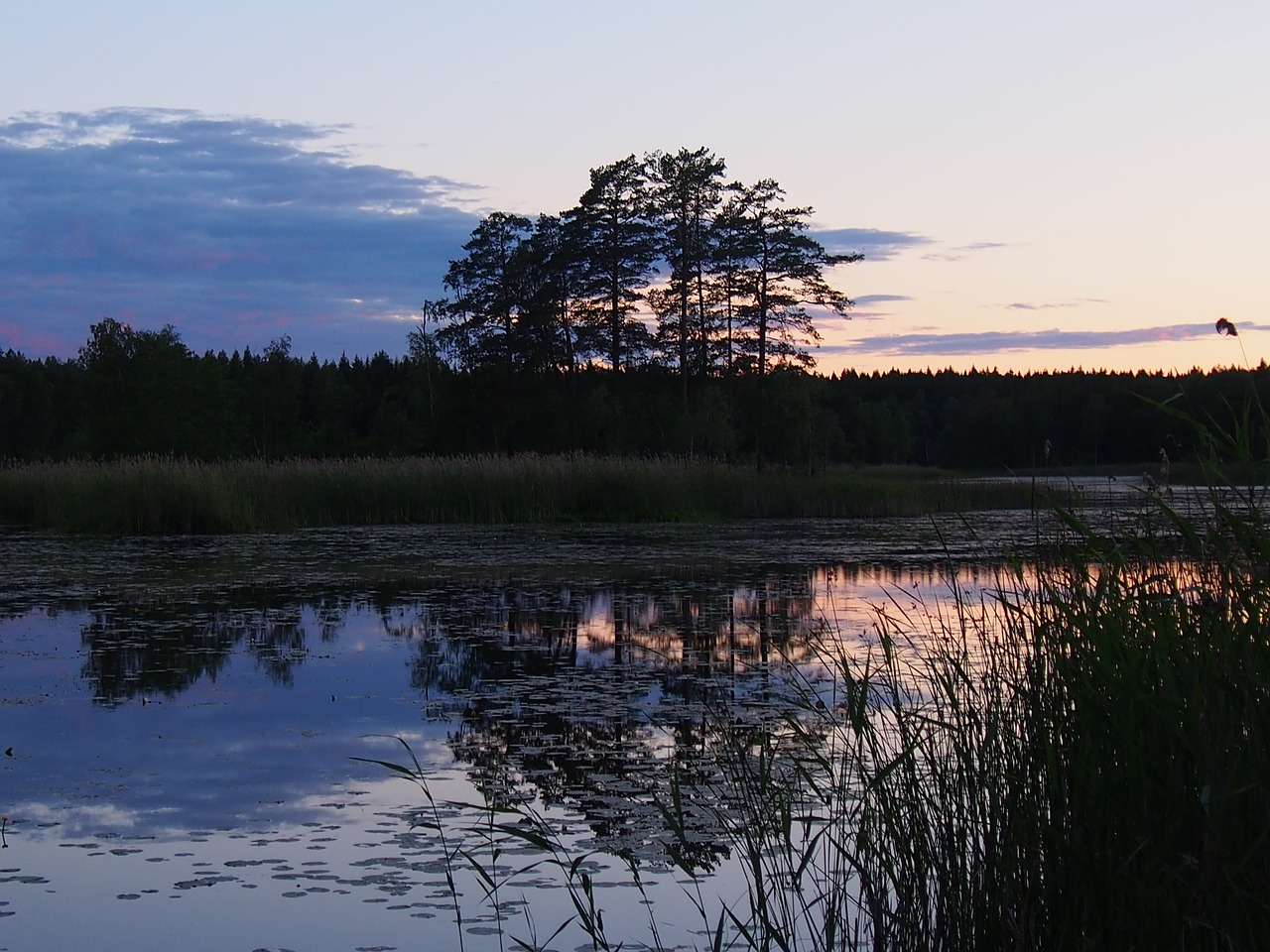 Image - twilight lake beautifully tarn