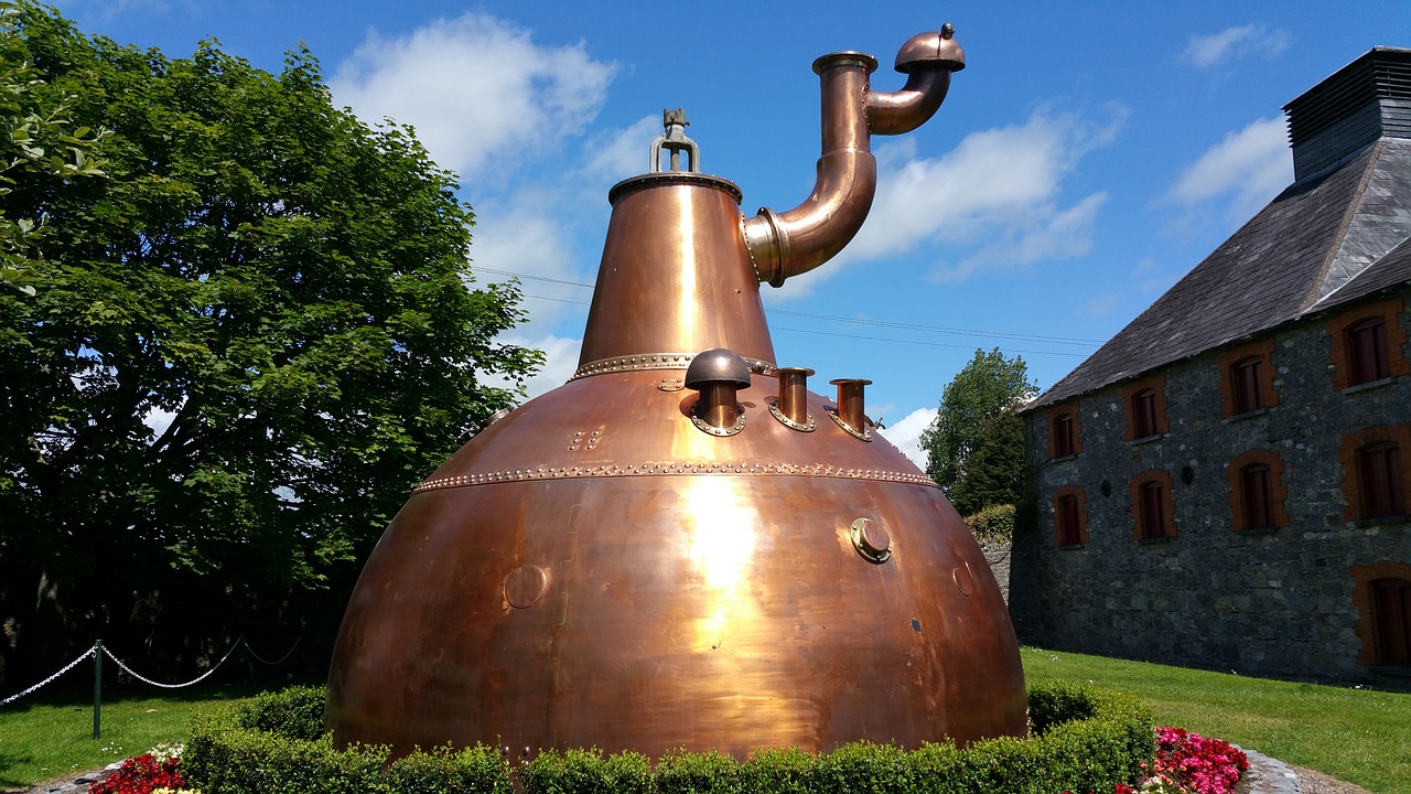 Image - whiskey brewing copper kettle