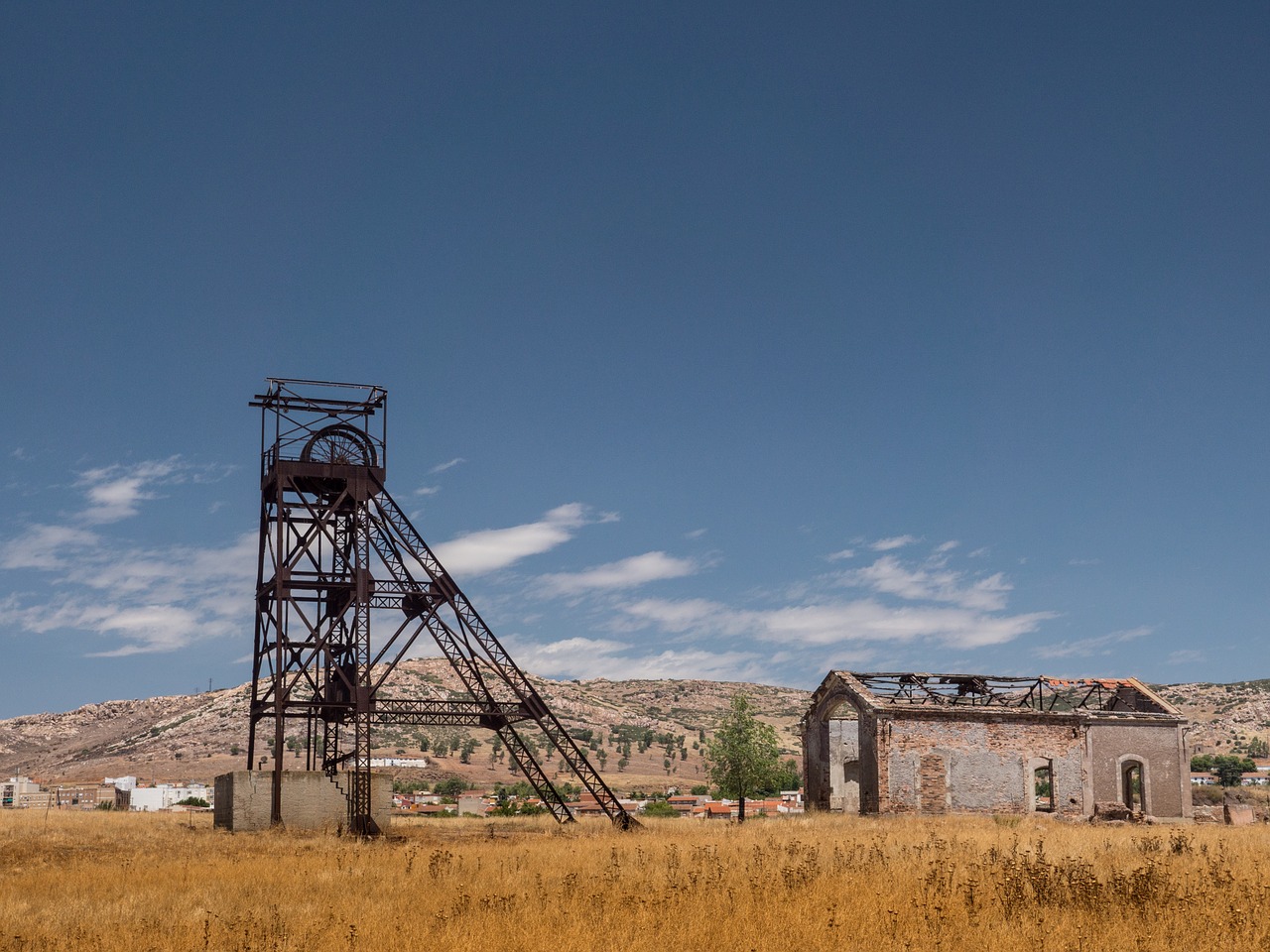 Image - mines mining cast iron structure