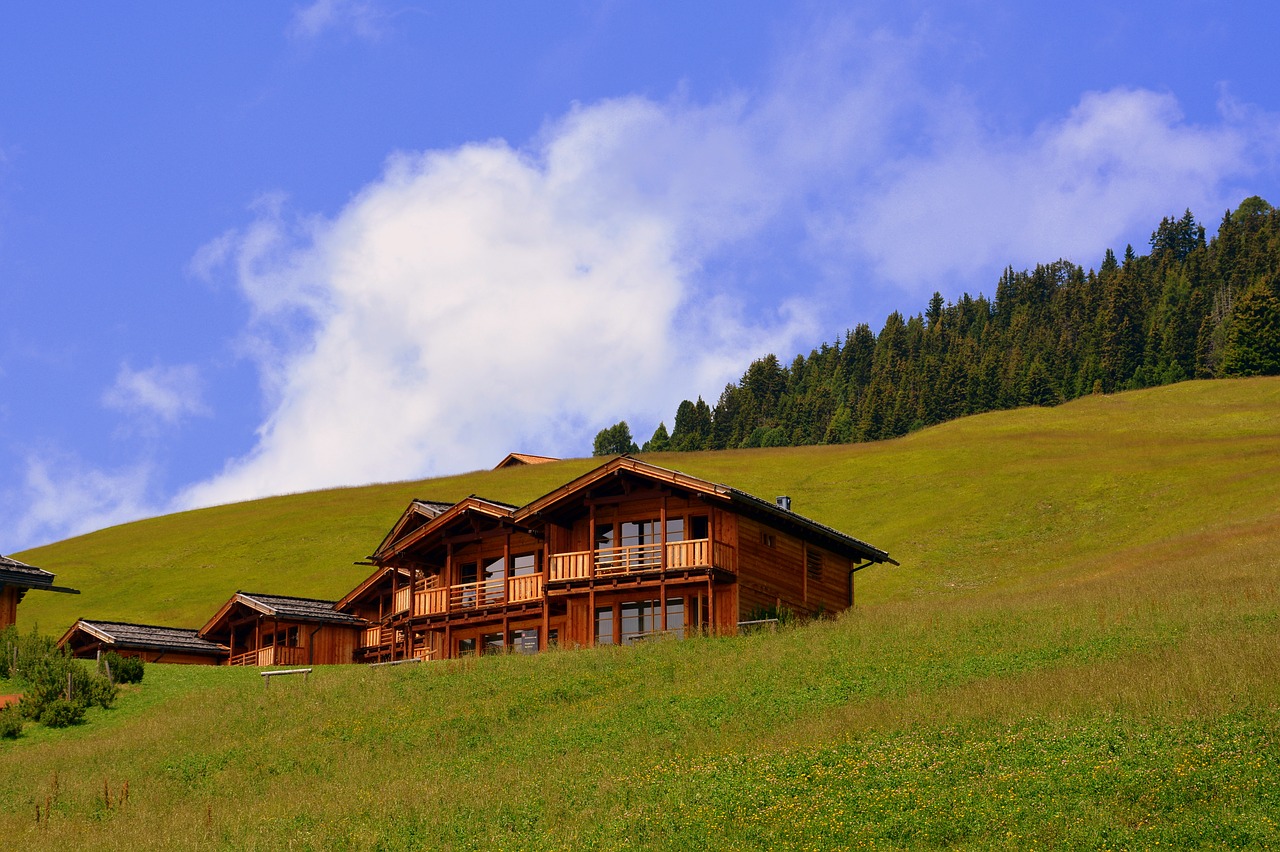 Image - alm house mountain prato forest