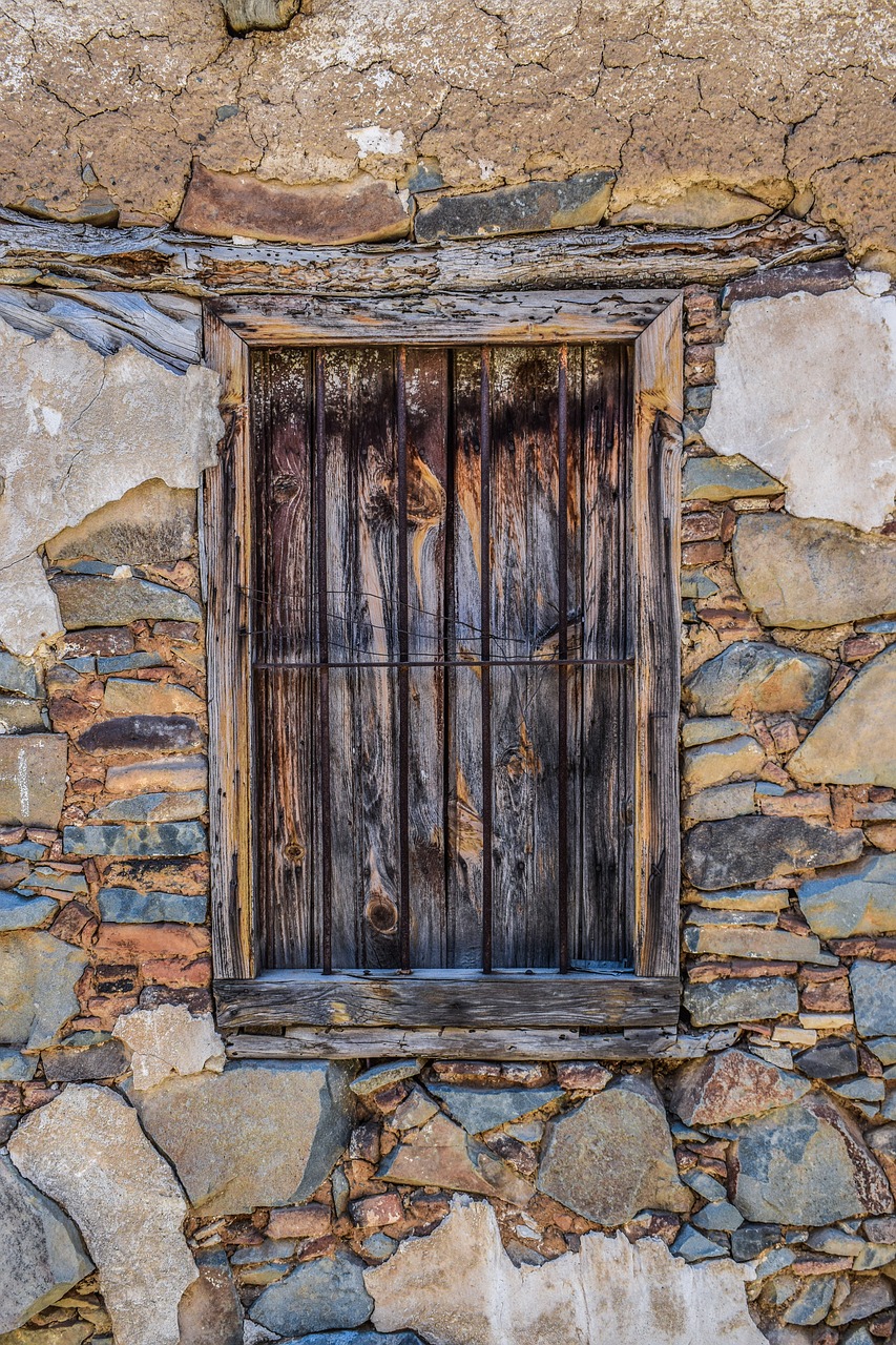 Image - window wall old house abandoned