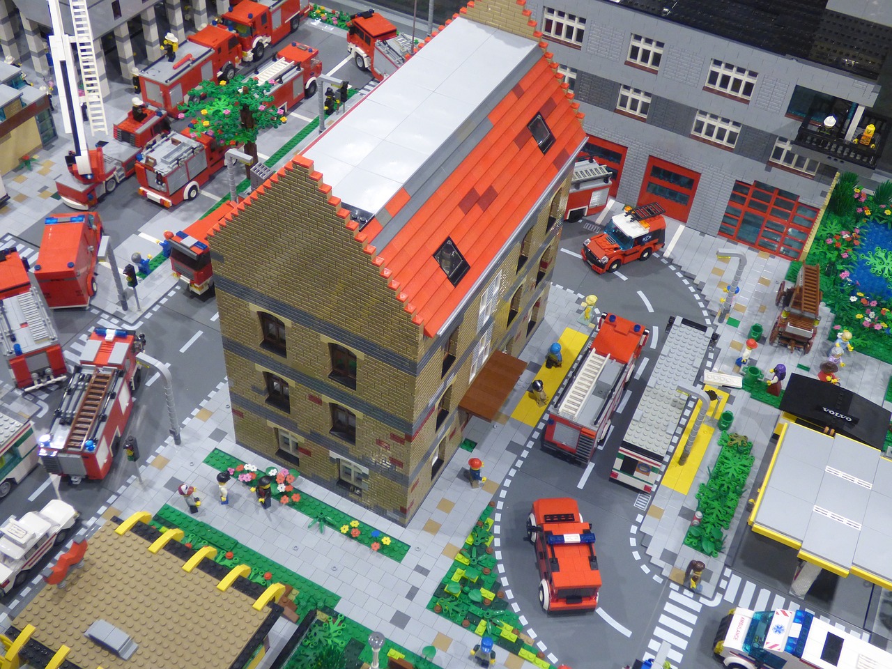 Image - lego lego blocks toys fire