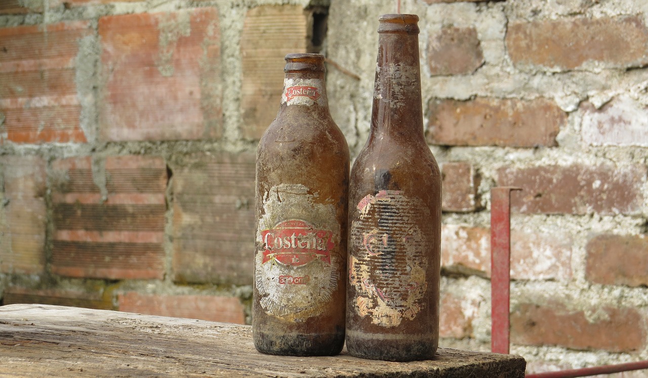 Image - containers bottles beer