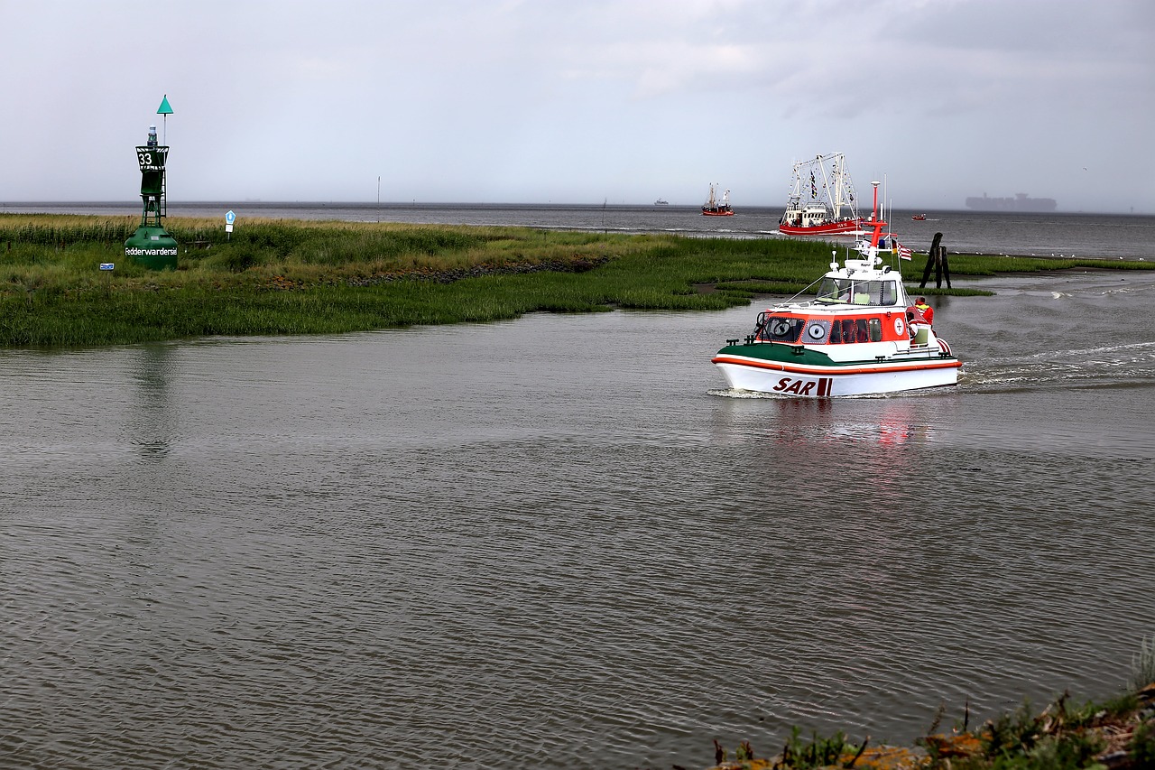 Image - lifeboat sar fedderwardersiel