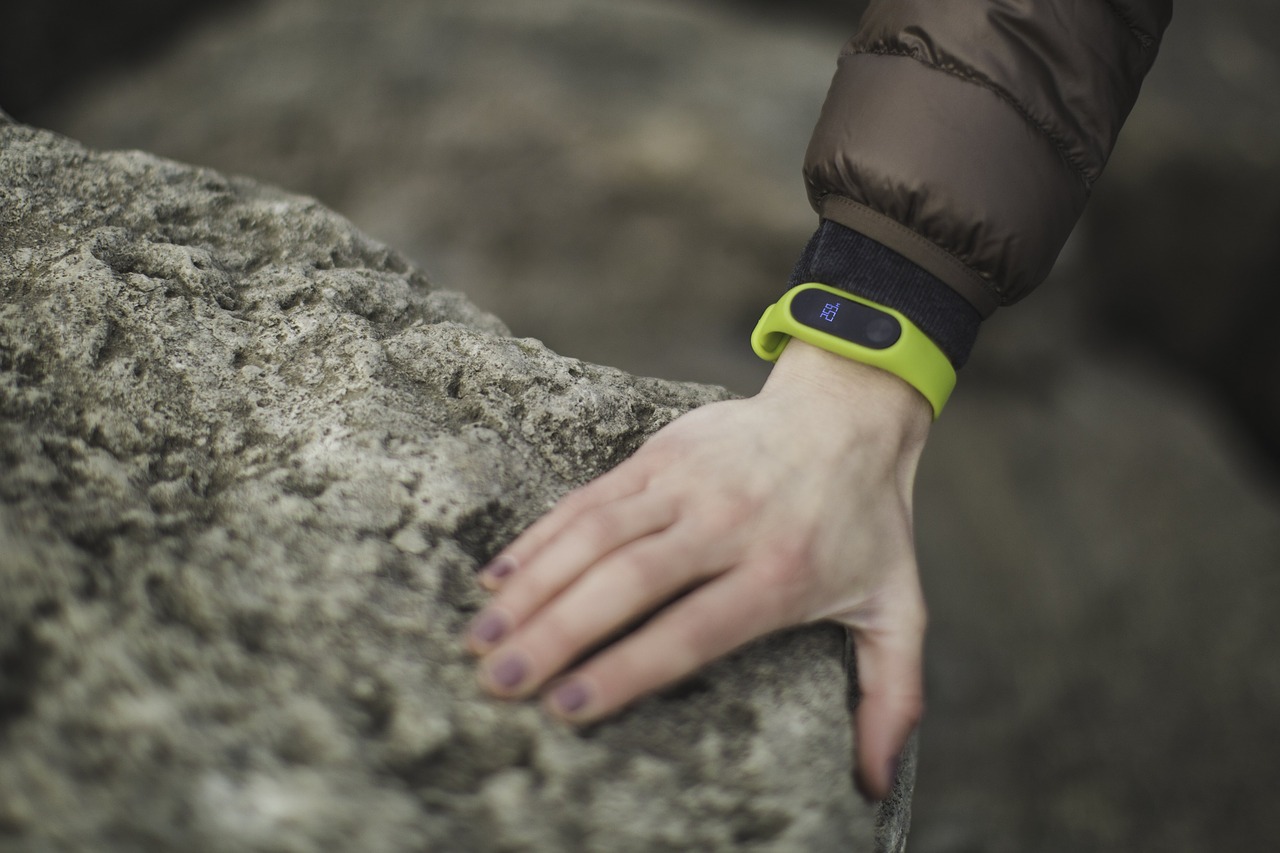 Image - green band exercise tracker