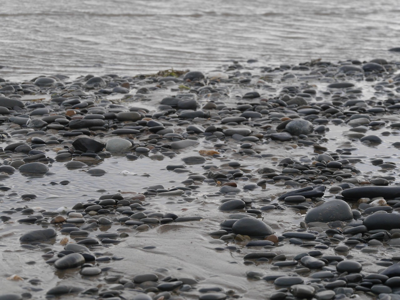 Image - wales beach stones sand water