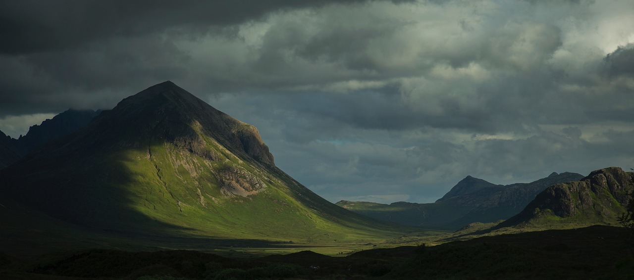 Image - mountain highland cloudy sky