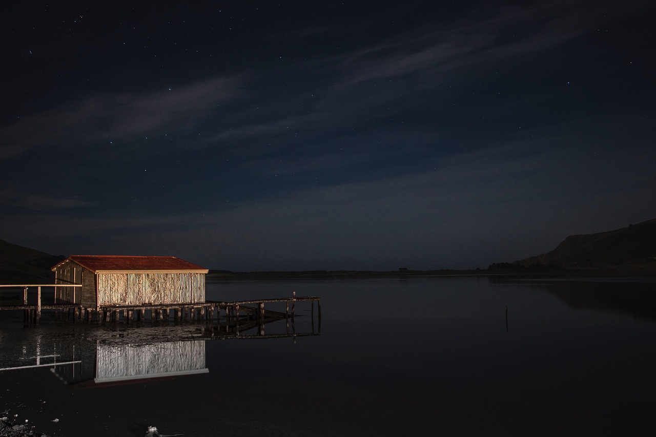 Image - dark night sky sea water cottage