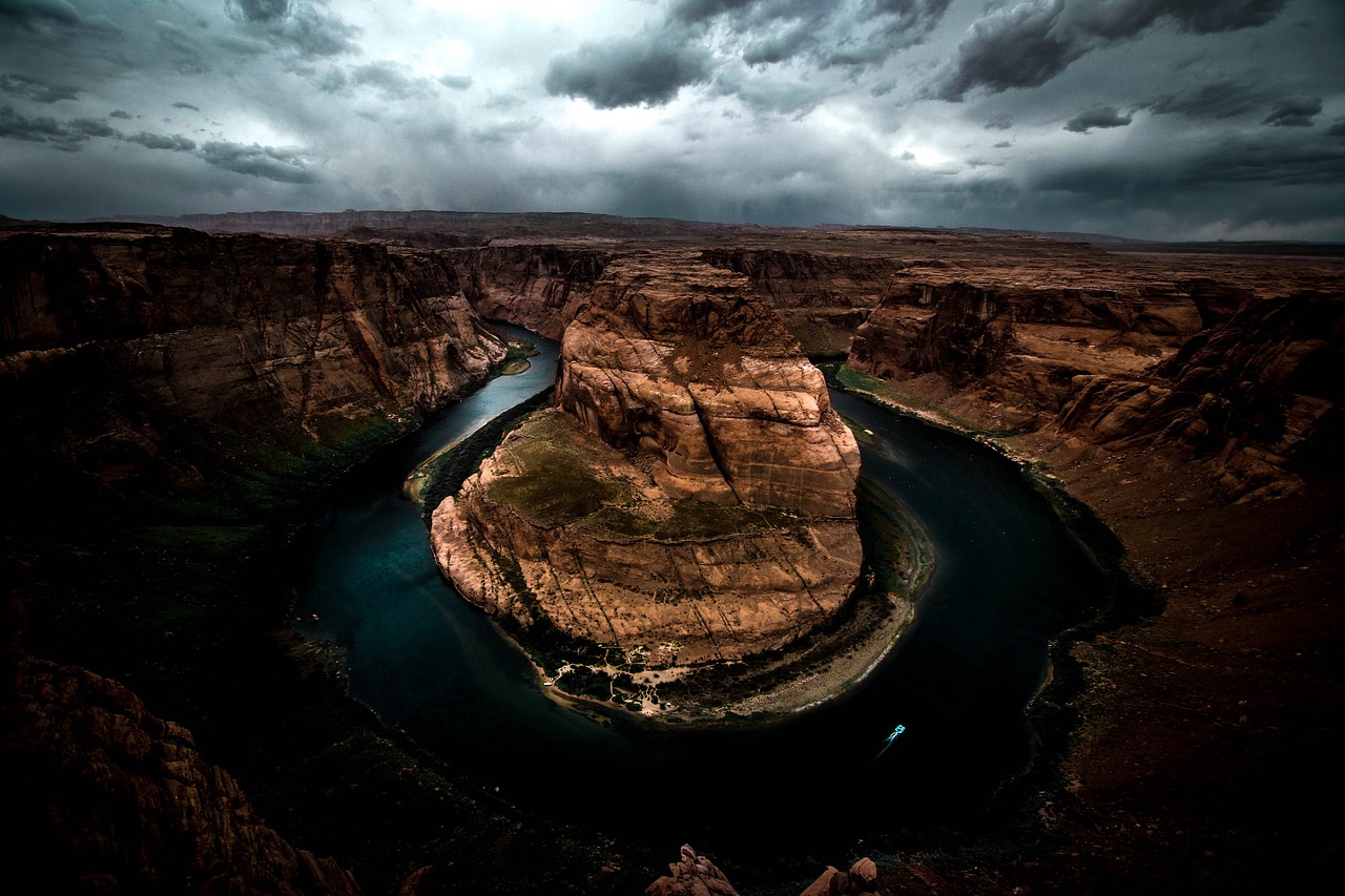 Image - horseshoe bend river water