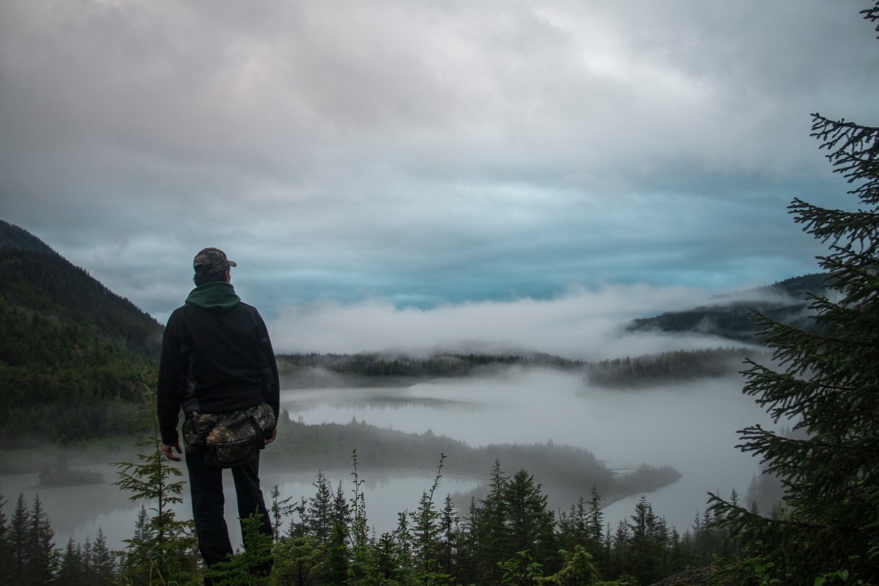 Image - mountain highland cloud sky summit