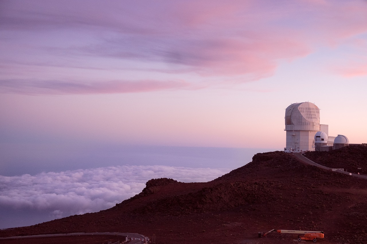 Image - mountain highland cloudy sky peak