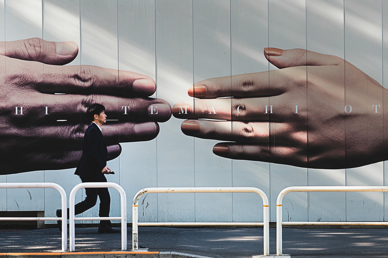 Image - hand wall people man walking