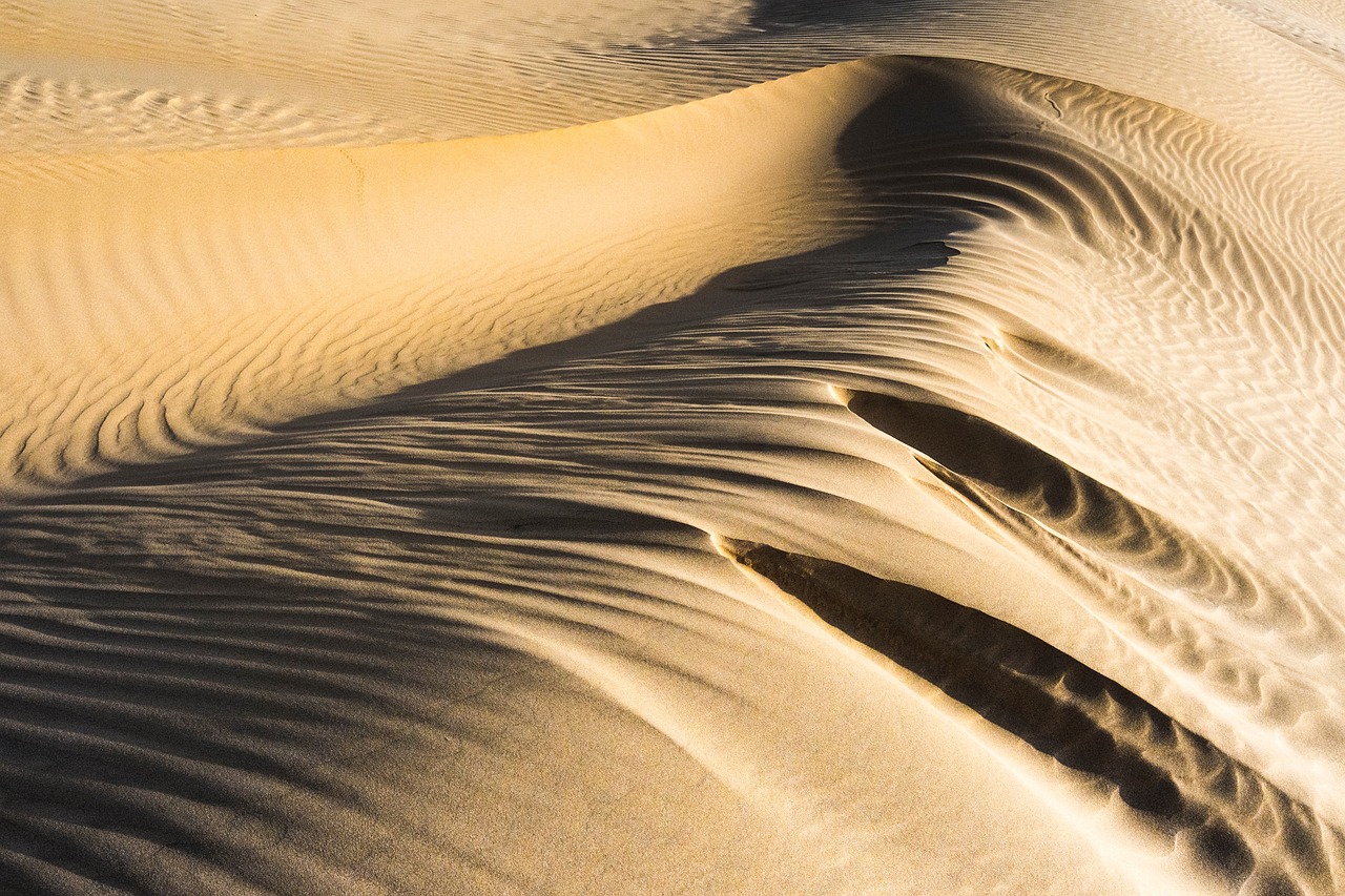 Image - desert landscape highland sand