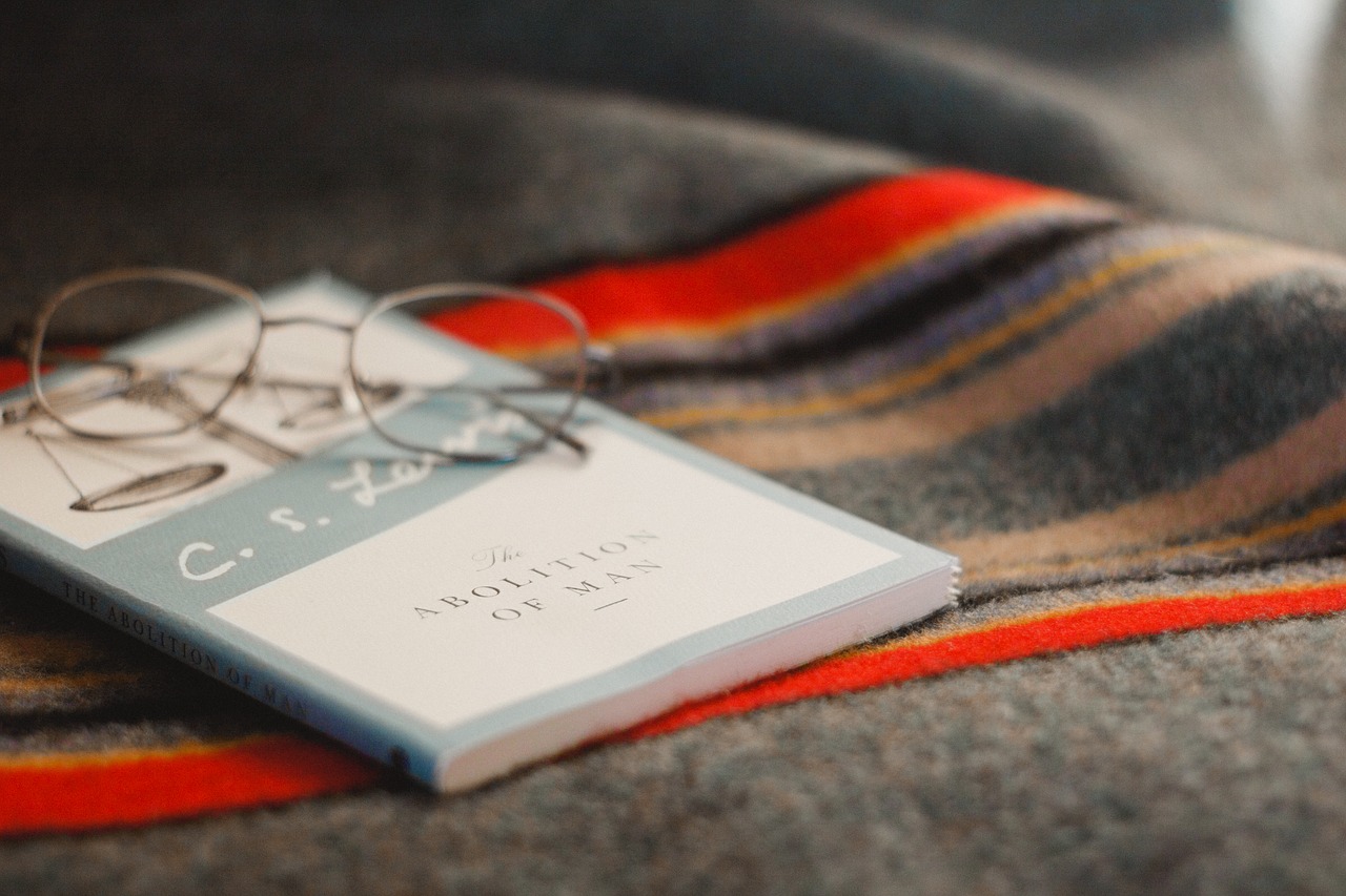 Image - eyeglasses eyewear book read