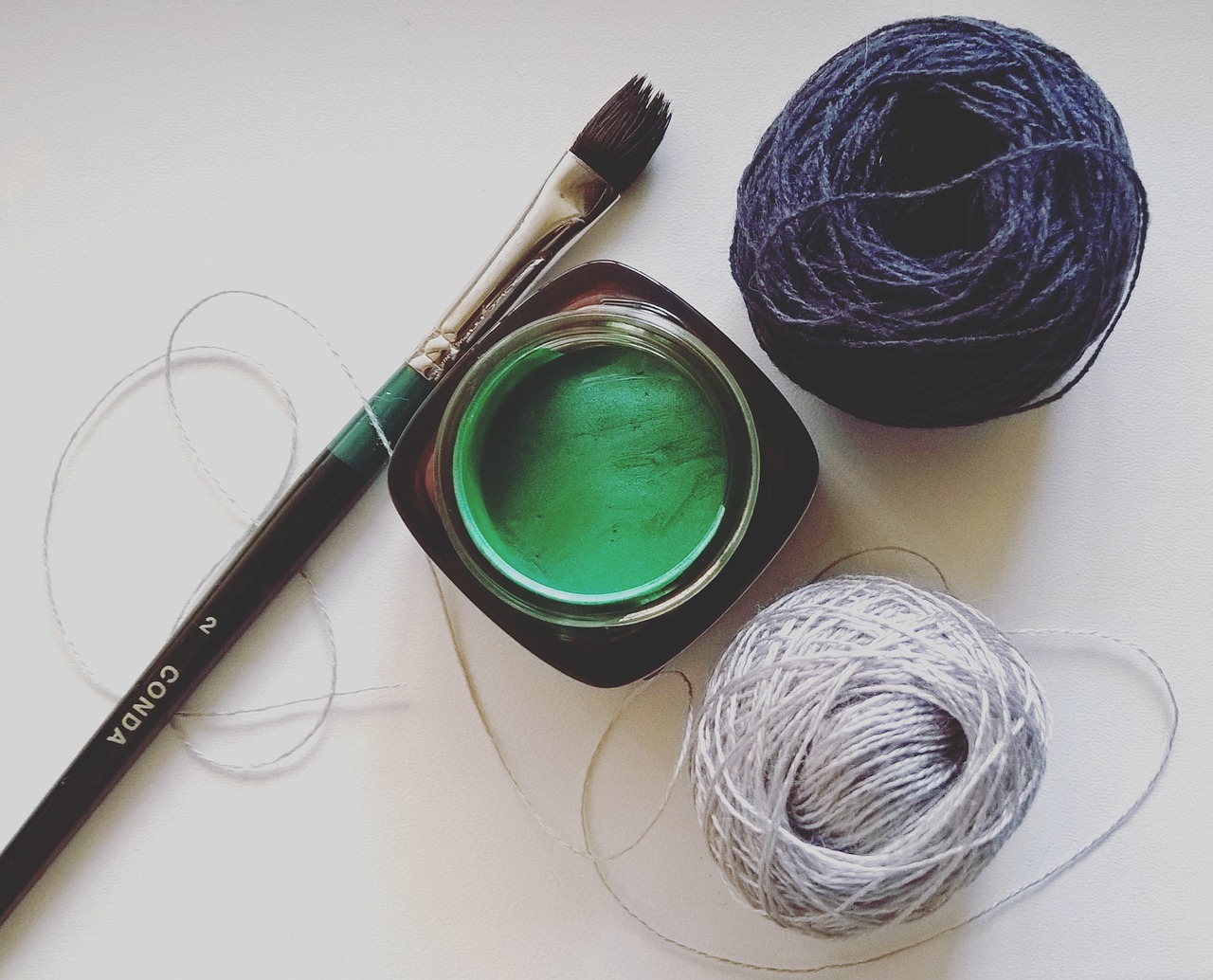 Image - paint brush thread creativity