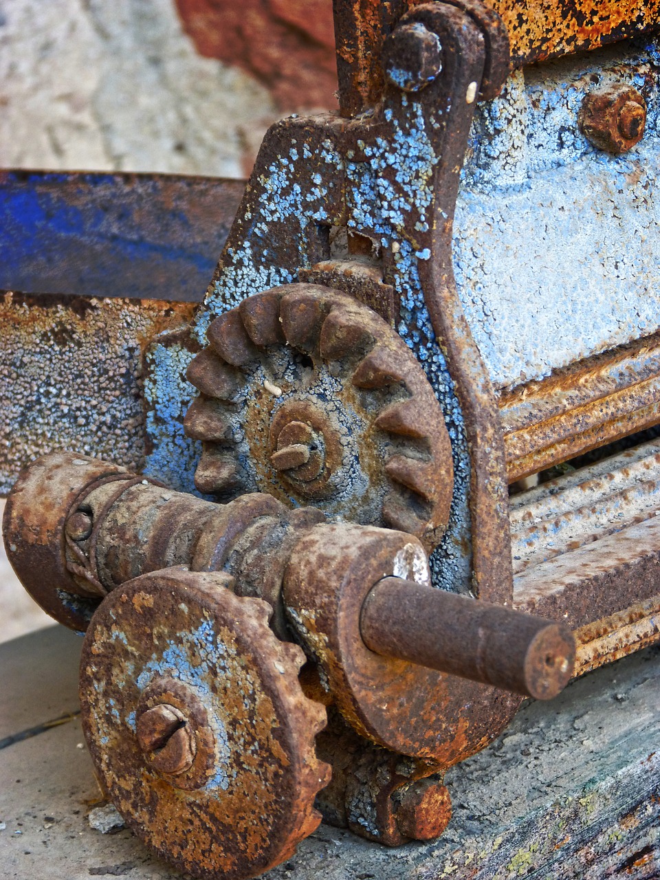 Image - machine gears rusty old