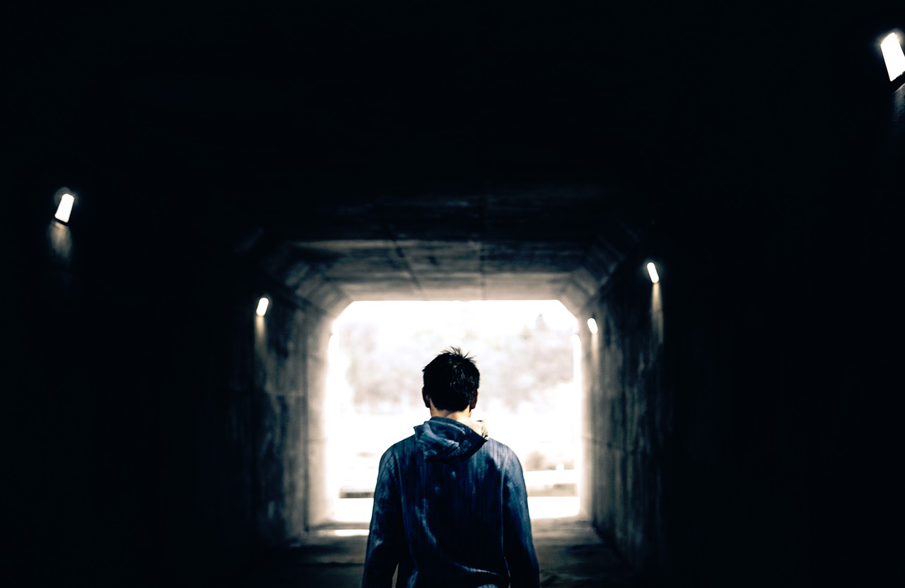 Image - dark tunnel people man guy