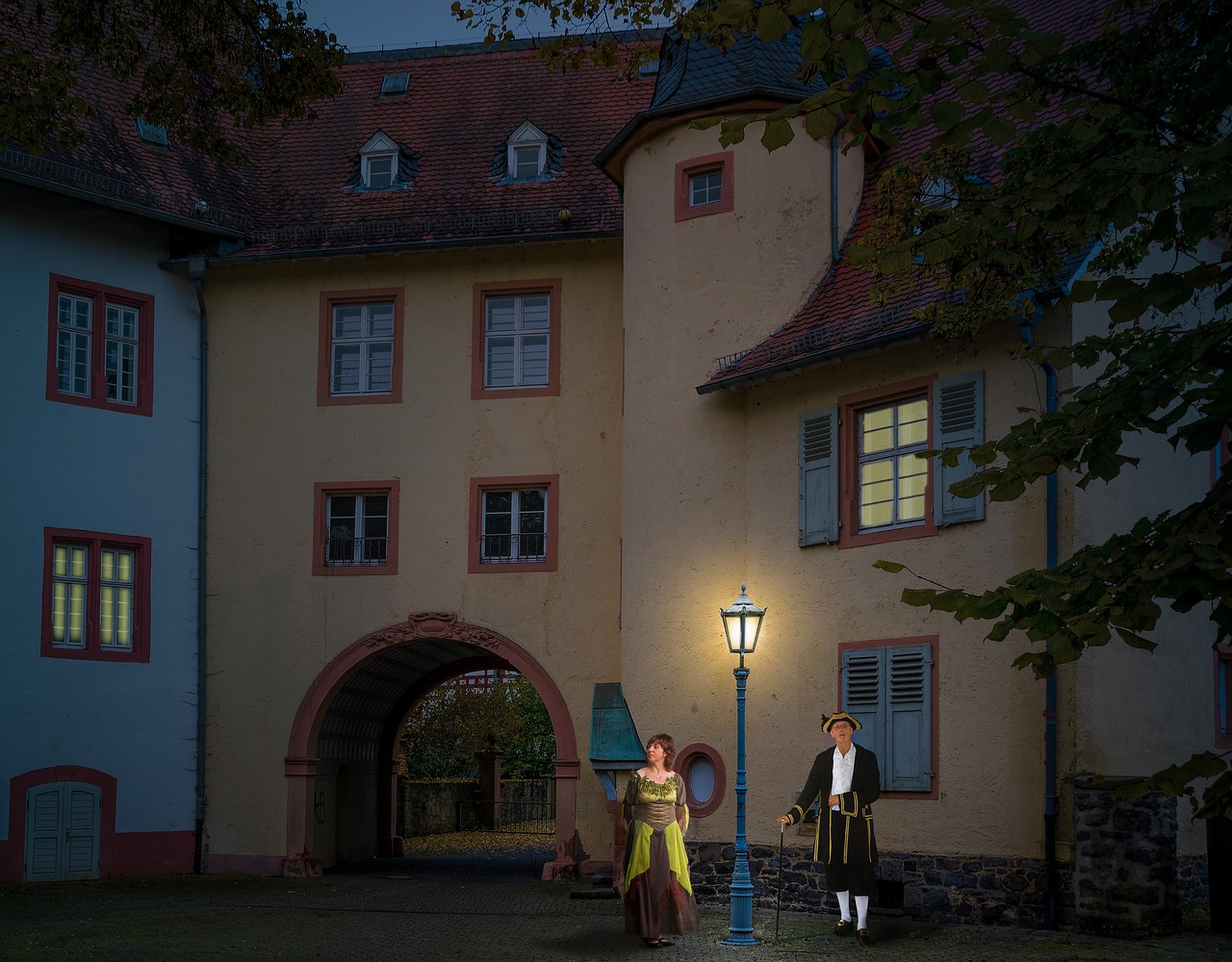 Image - castle middle ages illuminated