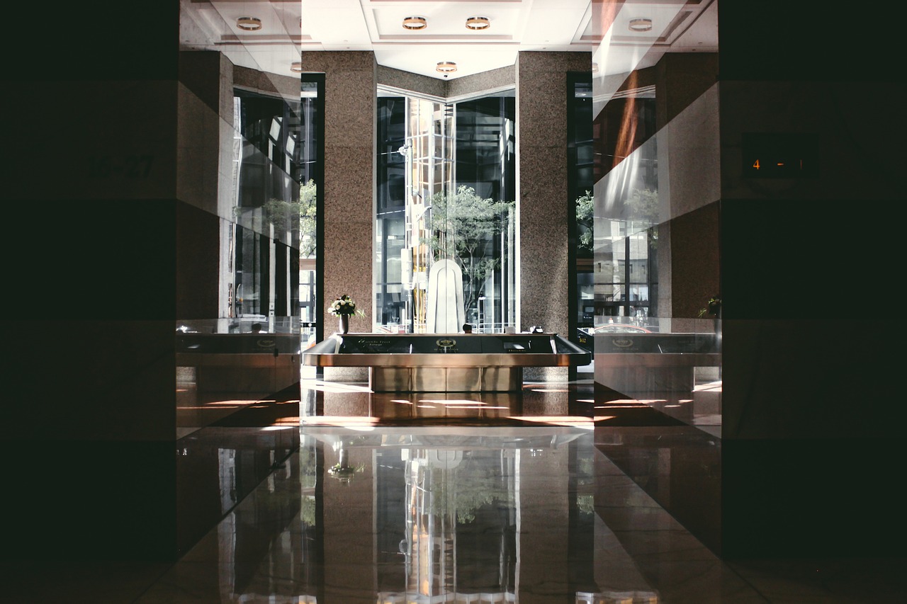Image - interior hotel modern glass walls