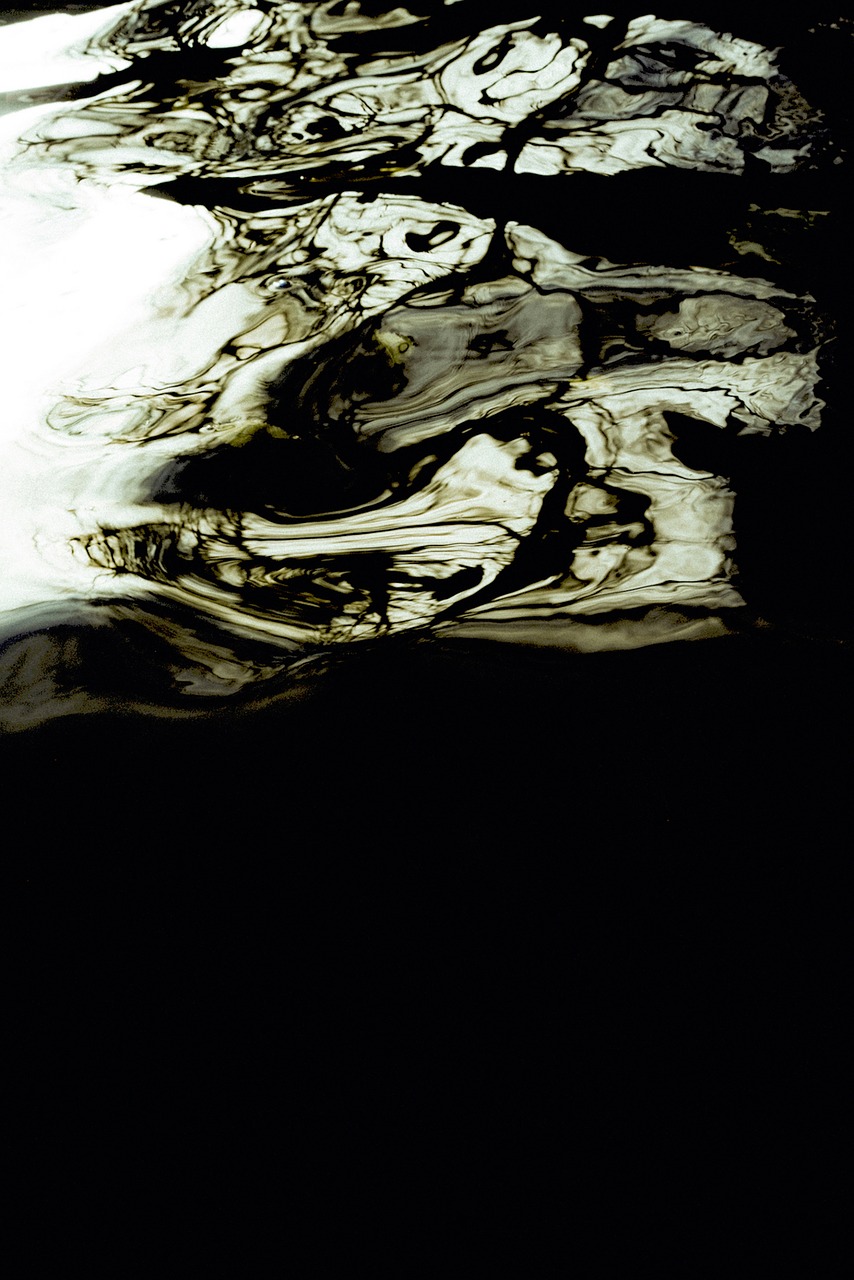 Image - liquid water oil reflection
