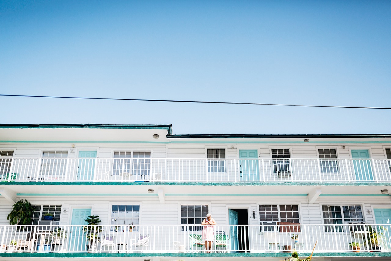 Image - house home apartment people girl