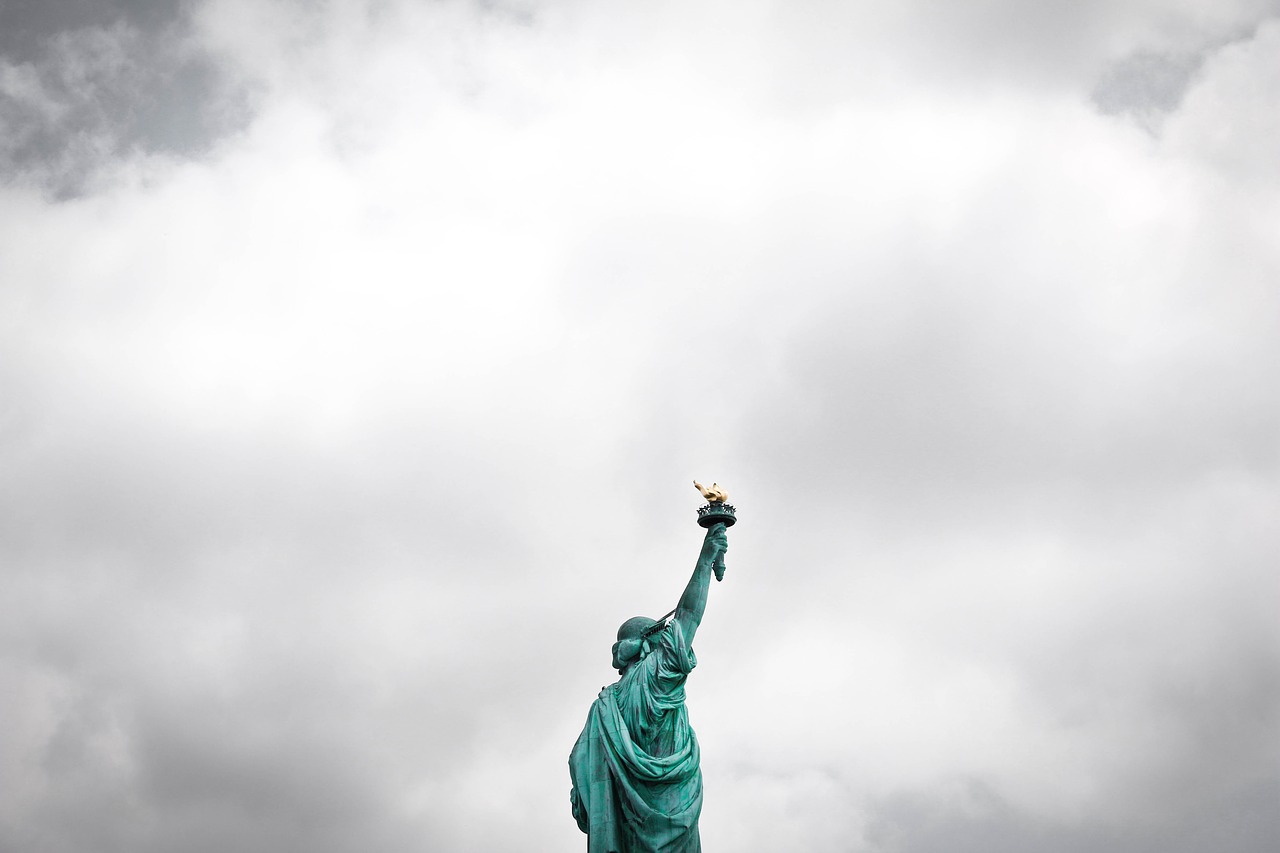 Image - liberty statue landmark cloud