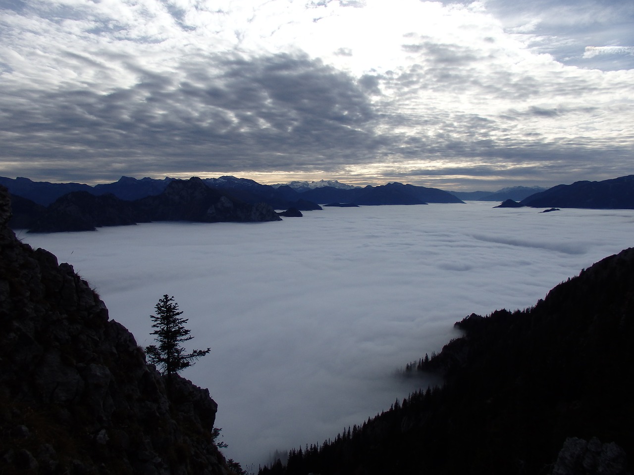 Image - traunsee dachstein fog