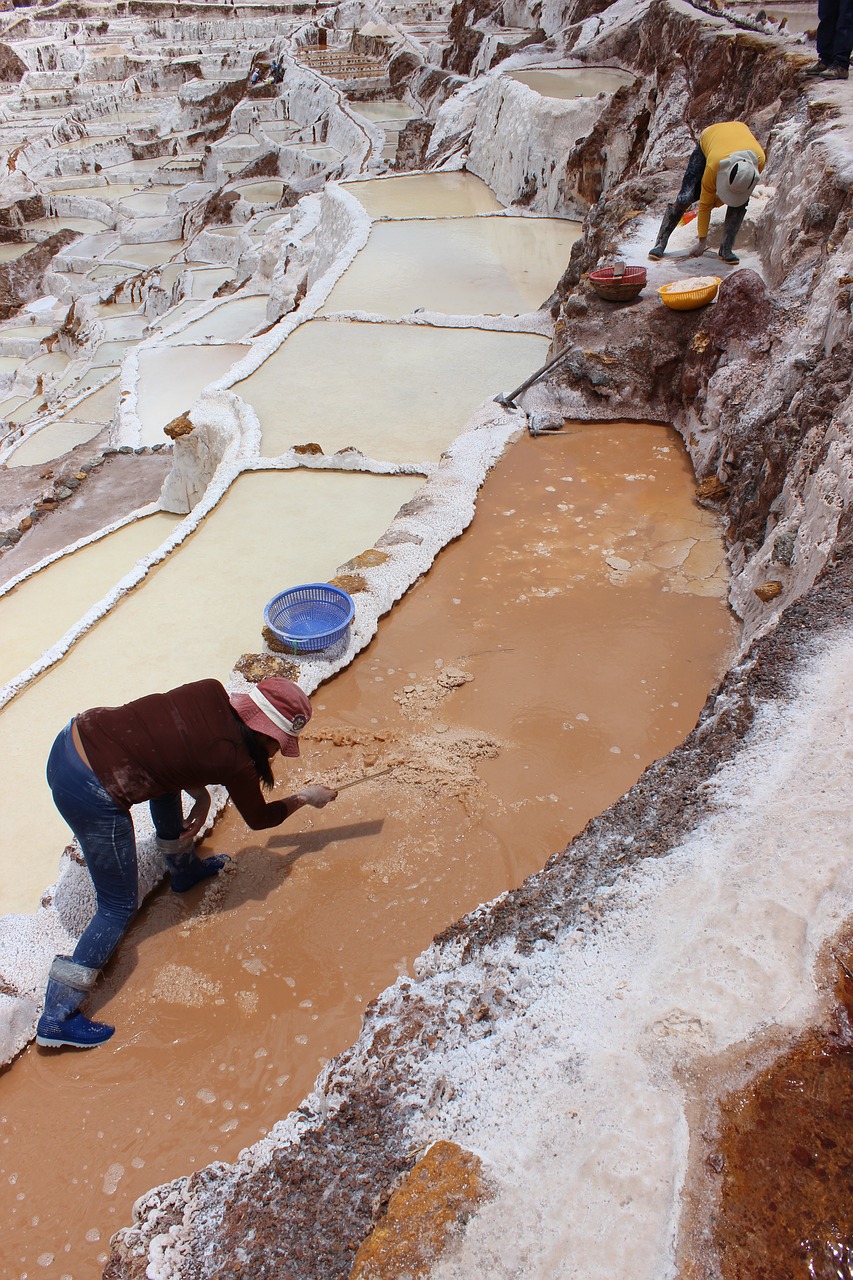 Image - peru salt chambers salt salt mining