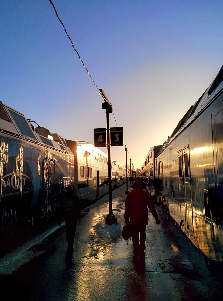 Image - train evening cold railway travel