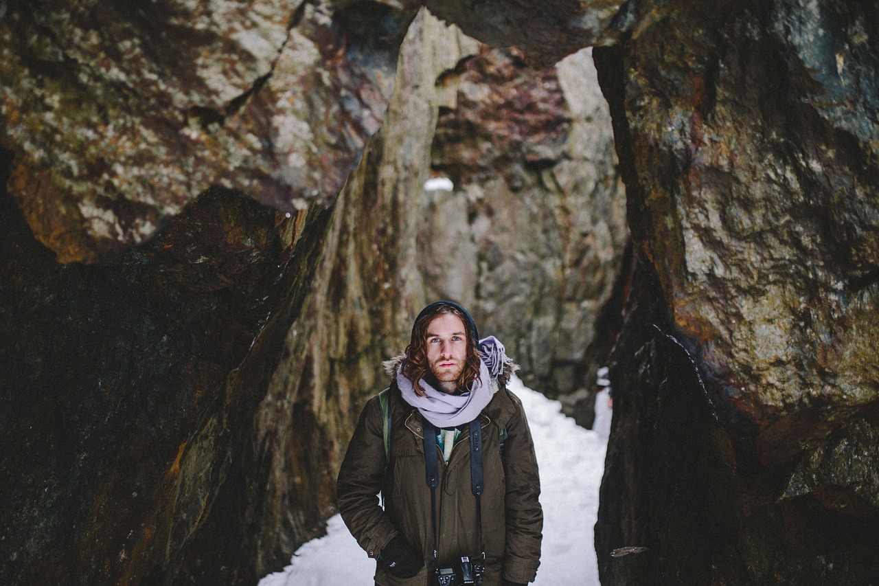 Image - rocks cave snow winter cold