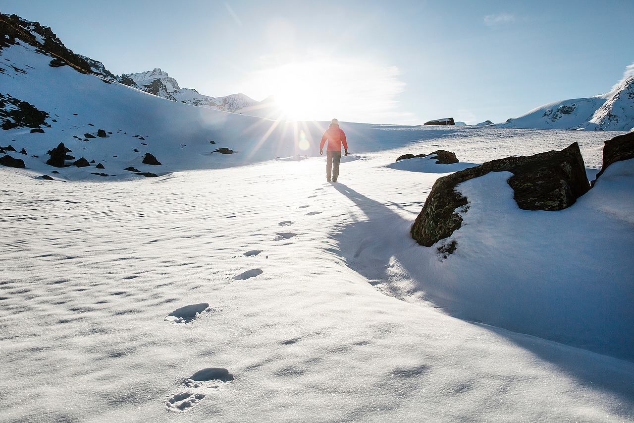 Image - mountain highland cloud sky summit