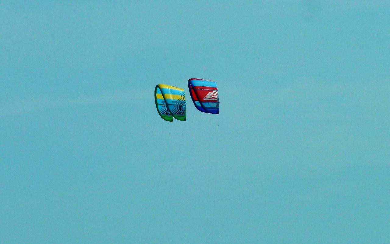 Image - fly glide kite kiting kite surfing