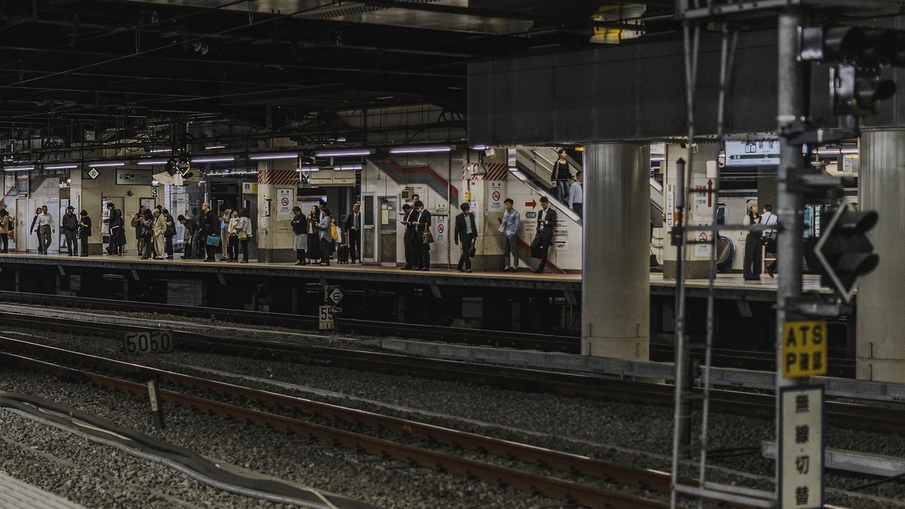 Image - train station railway track