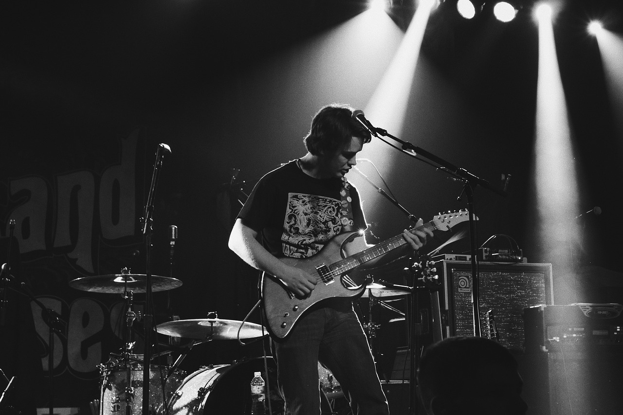 Image - people man guy guitarist guitar