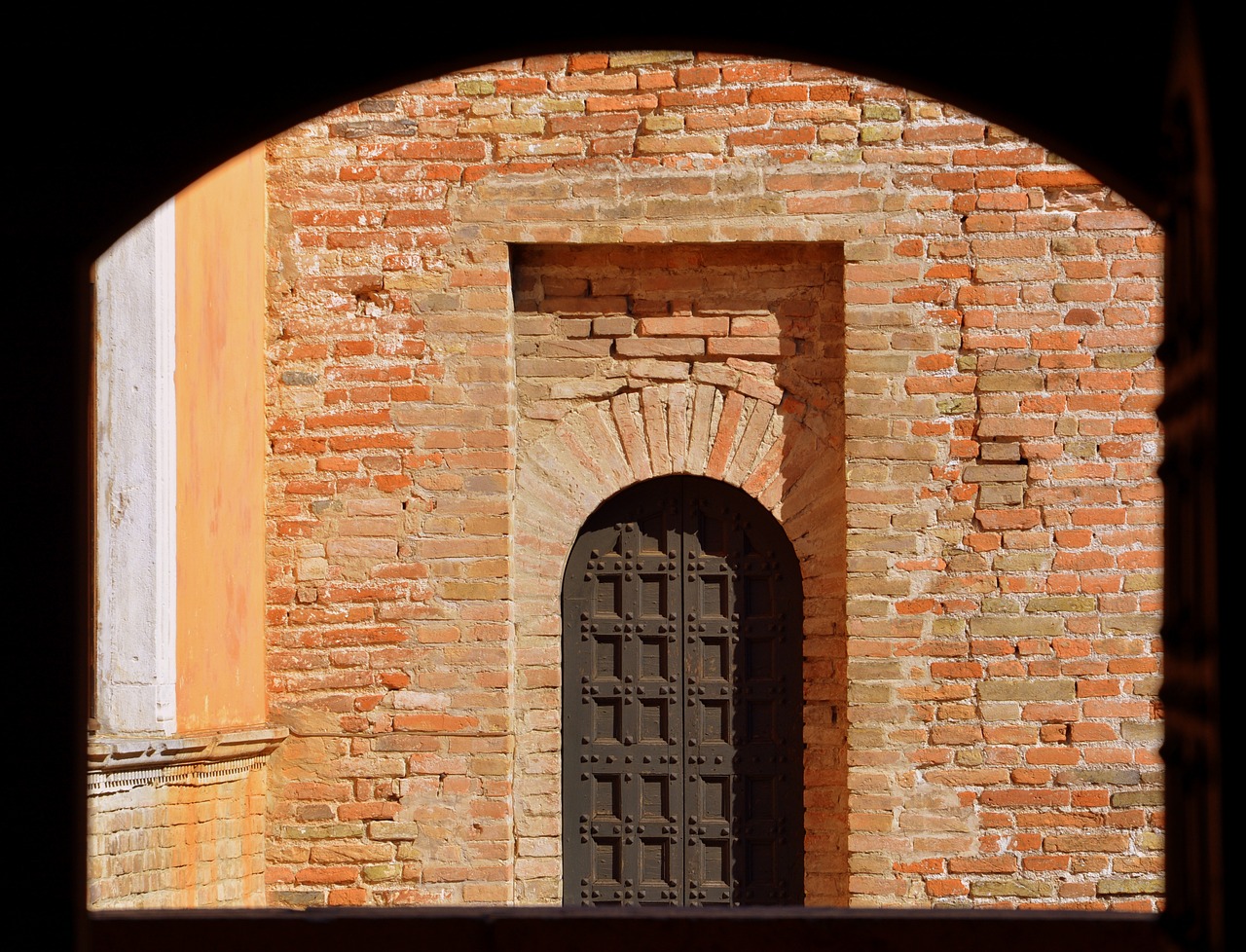 Image - entrance door wall bricks castle