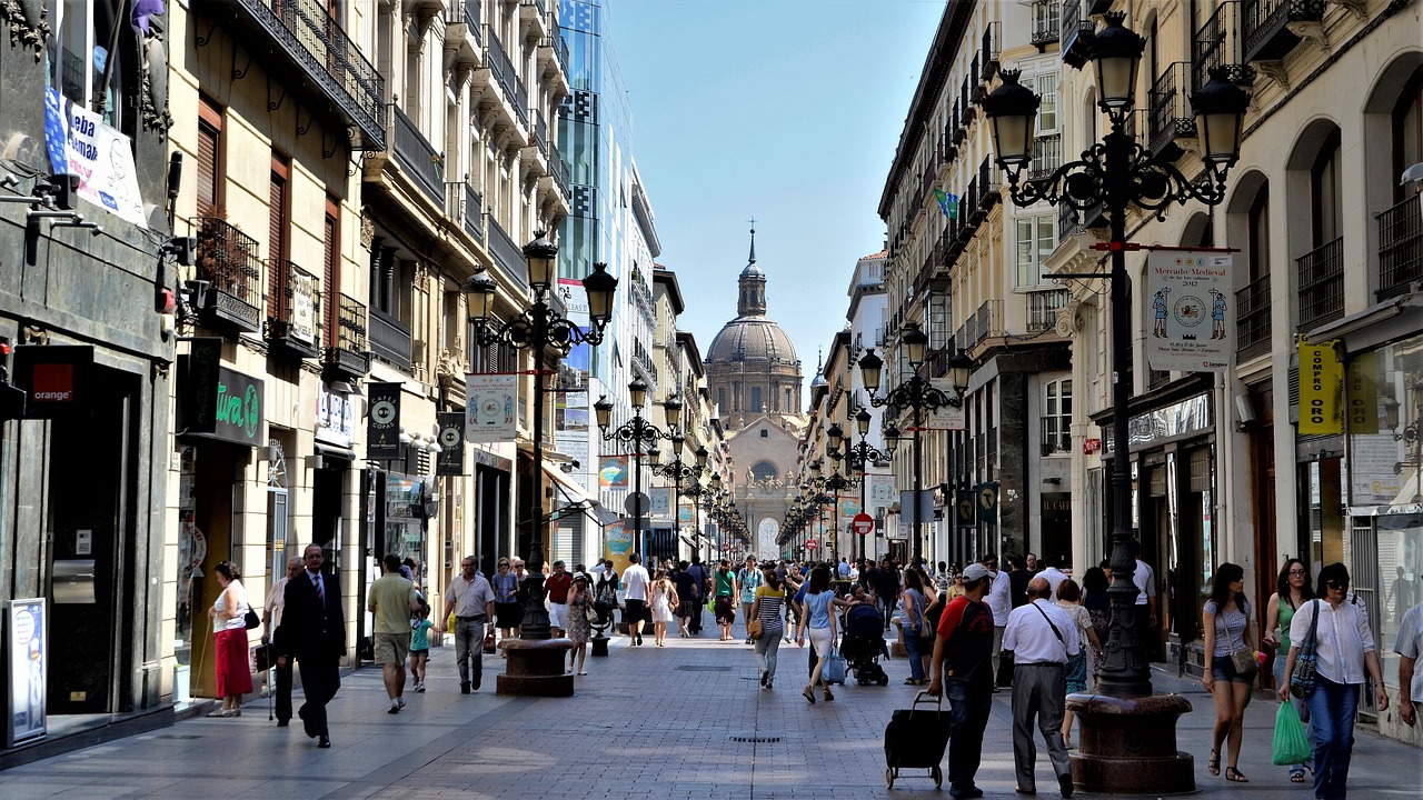 Image - zaragoza town centre center city