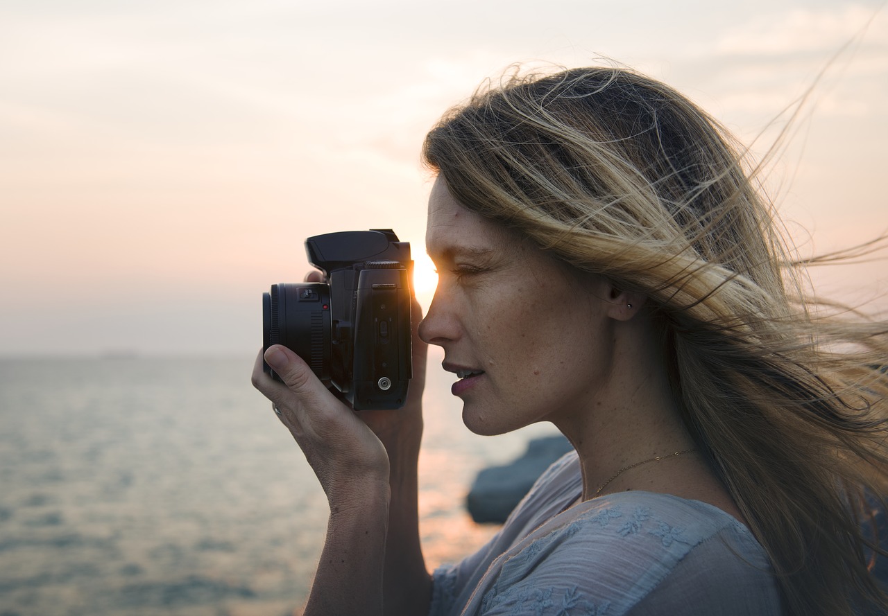 Image - beach camera freedom girl hobby