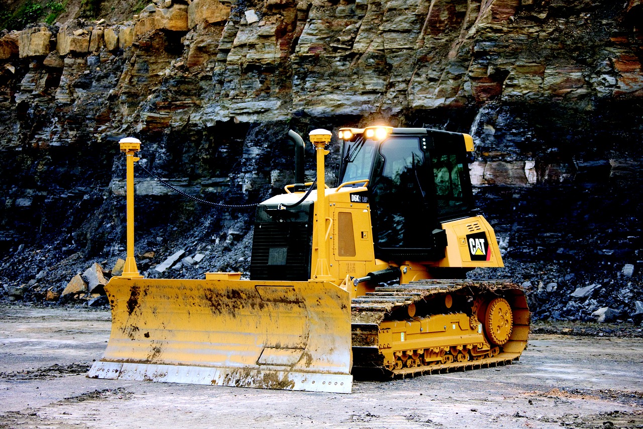 Image - dozer cat d6k pile loading