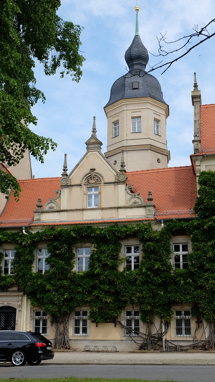 Image - photo town hall tower monastery