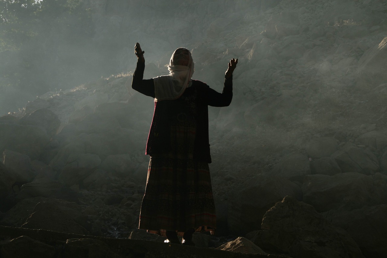 Image - xizir prayer class i munzur