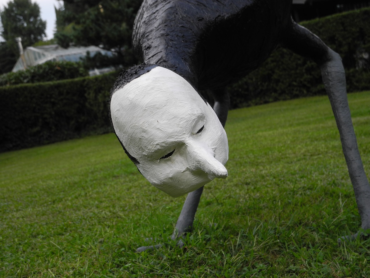 Image - mask lake como art figure