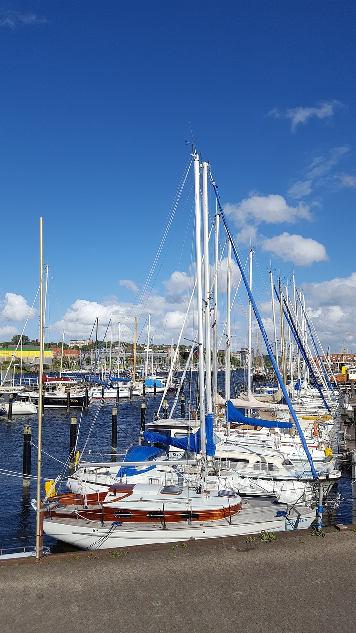 Image - port ships baltic sea kiel sailor